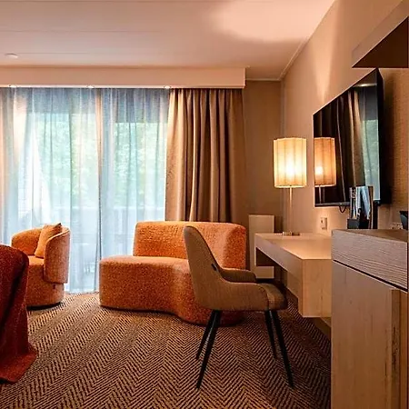 ホテル Der Valk Hollands Kroon 4*