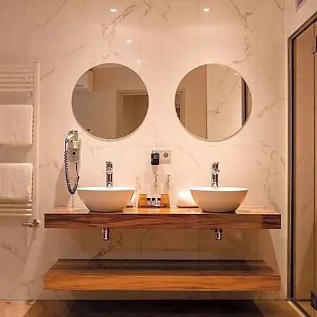 Otel Der Valk Hollands Kroon 4*